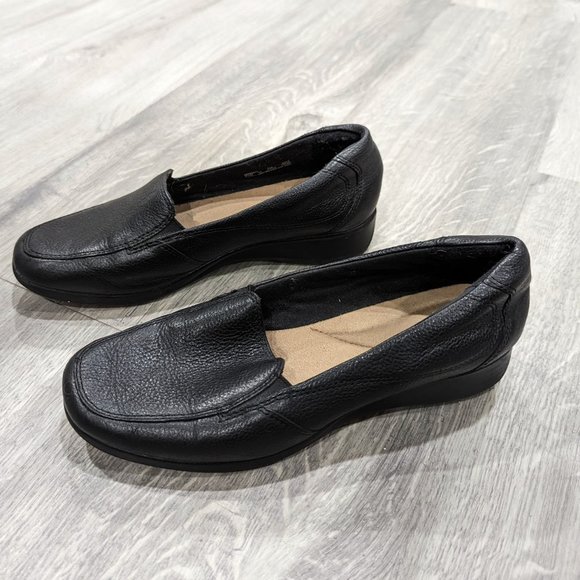 Clarks Slip-on Loafers - Picture 2 of 5